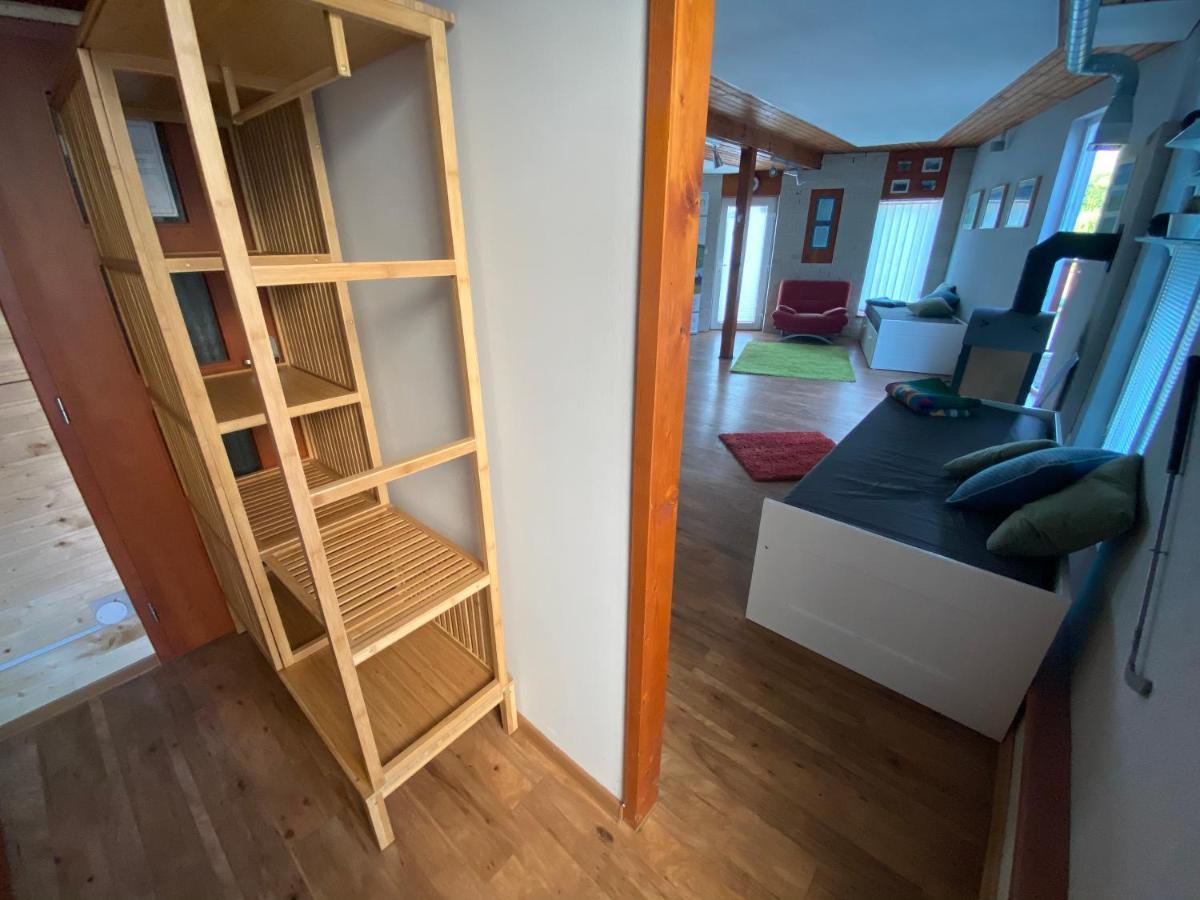 U Vrabcaka Apartment Zlonin ภายนอก รูปภาพ