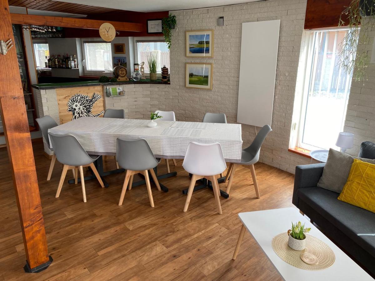 U Vrabcaka Apartment Zlonin ภายนอก รูปภาพ